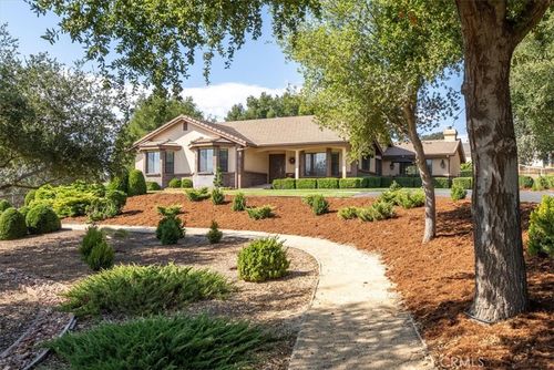 1010 Spanish Camp Rd, Paso Robles, CA, 93446-4960 | Card Image
