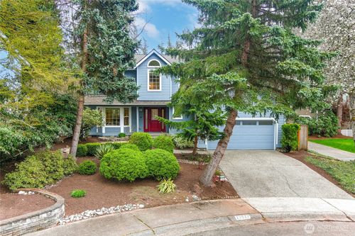 23947 Se 42nd Place, Sammamish, WA, 98029 | Card Image