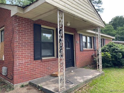 1746 Yarbrough St, Montgomery, AL, 36110-2218 | Card Image