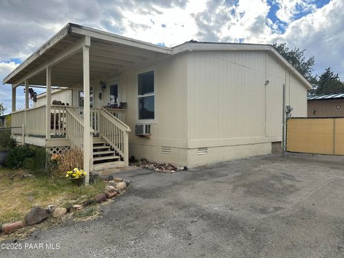 10700 S Austin Ln, Mayer, AZ, 86333 | Card Image