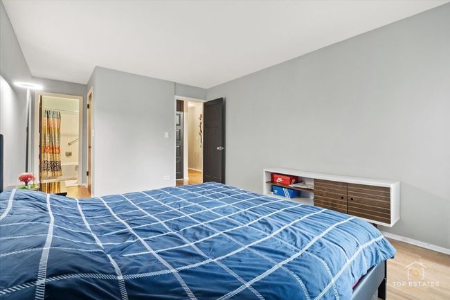 APT-209 - 1550 Sandpebble Dr, Condo with 2 bedrooms, 2 bathrooms and null parking in Wheeling IL | Image 17