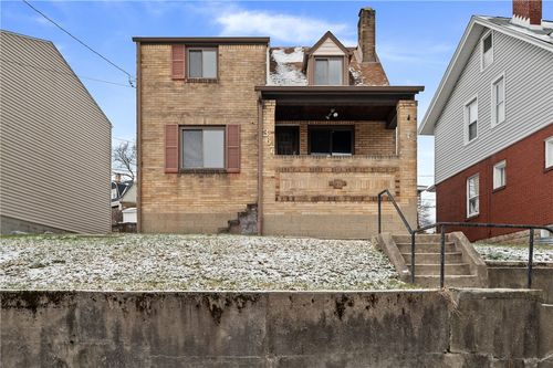 367 Center Ave, West View, PA, 15229-1940 | Card Image
