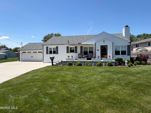 2603 Shoreland Ave, Toledo, OH, 43611-1170 | Card Image