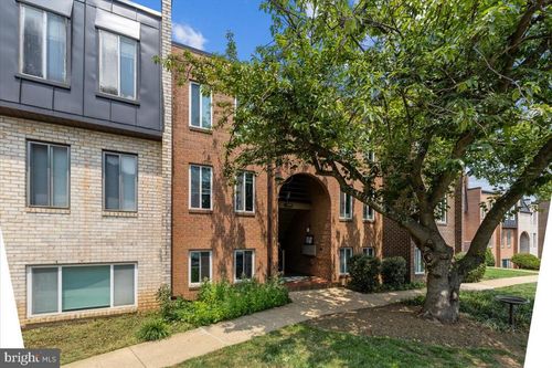 202-5051 7th Rd S, ARLINGTON, VA, 22204-2520 | Card Image