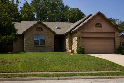 8419 Tiguex, Universal City, TX, 78148-2700 | Card Image