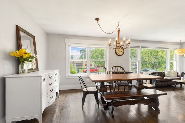 10830 S Tripp Ave, House other with 3 bedrooms, 2 bathrooms and 2 parking in Oak Lawn IL | Image 8