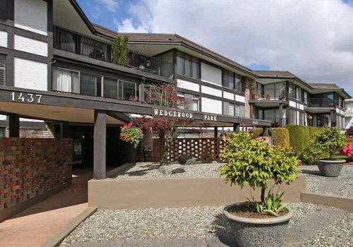 404-1437 Foster St, White Rock, BC, V4B3X6 | Card Image