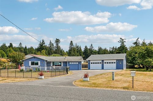 895 Prairie View Ave, Coupeville, WA, 98239-9548 | Card Image