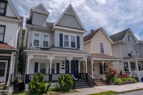 2311 W Chestnut Ave, Altoona, PA, 16601-1803 | Card Image