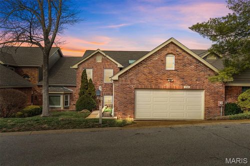 730 Willow Spring Hill Ct, Chesterfield, MO, 63017-5726 | Card Image