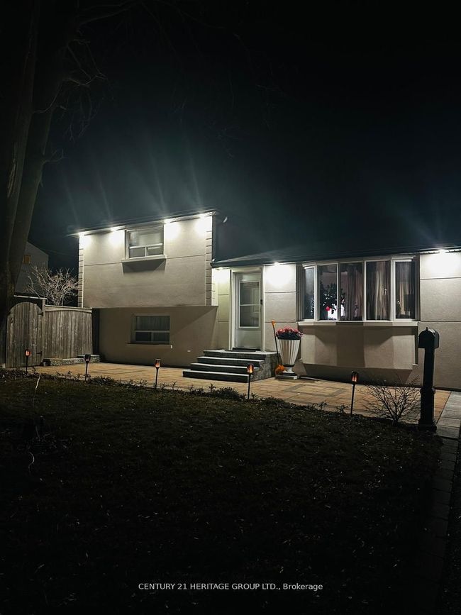 1416 Colmar Ave, House other with 3 bedrooms, 2 bathrooms and 3 parking in Pickering ON | Image 24
