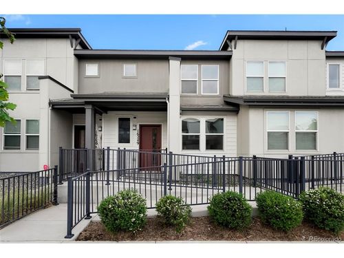 16249 E Elk Dr, Denver, CO, 80239-5494 | Card Image