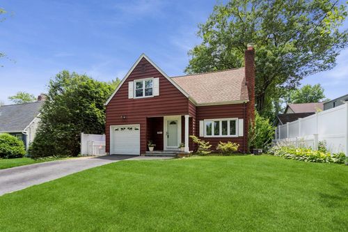 83 Stevenson Ave, Hartsdale, NY, 10530-1030 | Card Image
