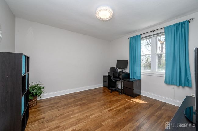245 Newman St, Townhouse with 2 bedrooms, 1 bathrooms and null parking in Metuchen NJ | Image 18