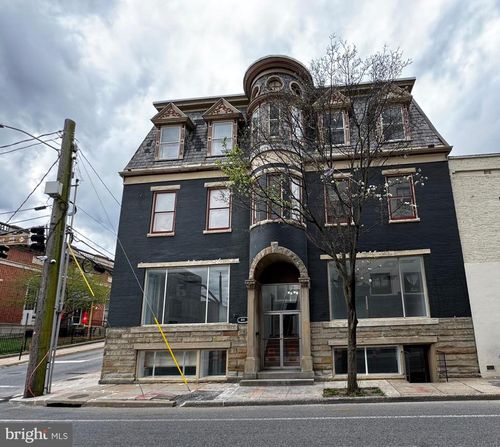 49 Summit Ave, HAGERSTOWN, MD, 21740-5516 | Card Image
