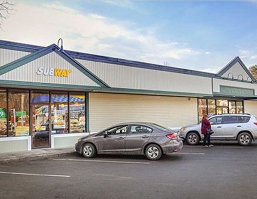149 S Main St, Waterbury, VT, 05676-1516 | Card Image