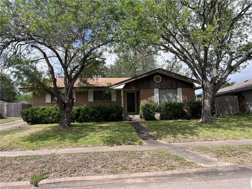5825 San Saba Dr, Corpus Christi, TX, 78407-1117 | Card Image