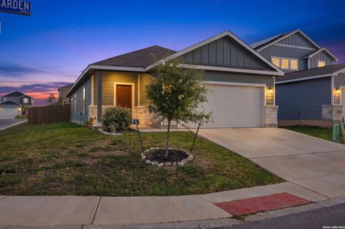 10738 Gilmore Gdn, Converse, TX, 78109-2369 | Card Image