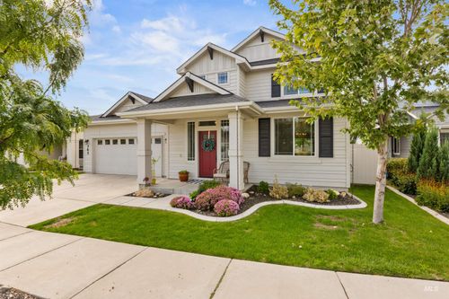 365 N Tullshire Ave, Eagle, ID, 83616-3351 | Card Image