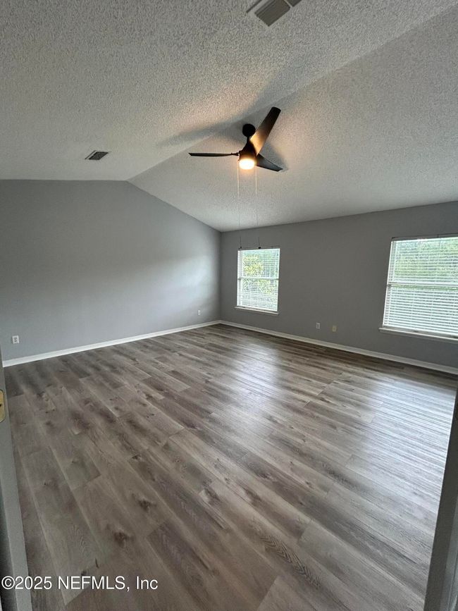 10258 Meadow Pointe Dr, House other with 4 bedrooms, 3 bathrooms and null parking in JACKSONVILLE FL | Image 18