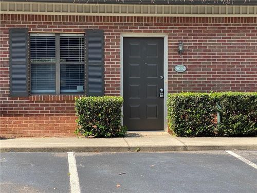 5032 Top Cat Ct, Sugar Hill, GA, 30518-6724 | Card Image