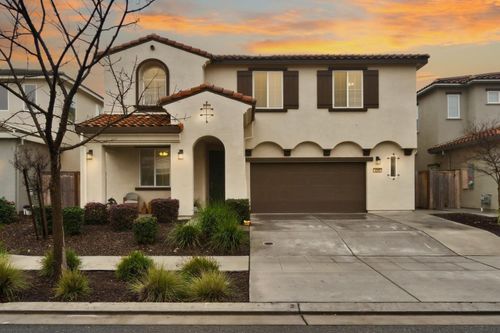4240 Hillside Rd, Madera, CA, 93636-8012 | Card Image