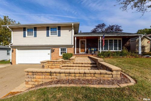 2307 35th Ave, Rock Island, IL, 61201-6231 | Card Image