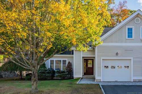 unit-8-101 Church Rd, Southbury, CT, 06488-3869 | Card Image