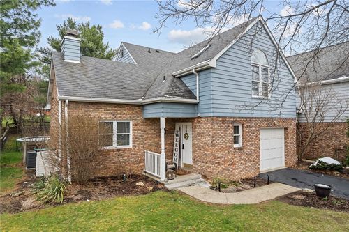1217 Parkside Dr, Bridgeville, PA, 15017-1268 | Card Image