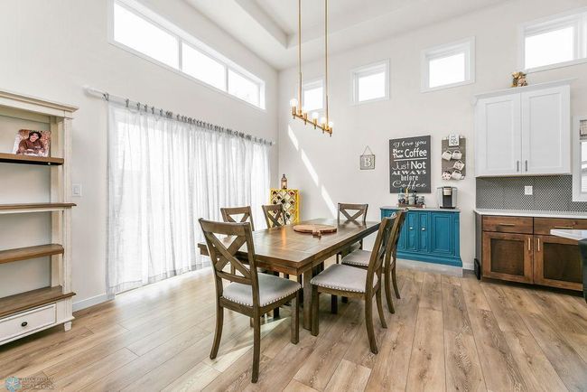 Living Area | Image 8
