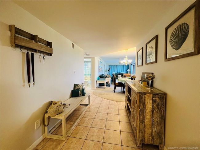 APT-401 - 10044 Ocean Dr, Condo with 3 bedrooms, 2 bathrooms and null parking in Jensen Beach FL | Image 6