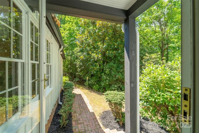 197 Briar Patch Rd, House other with 4 bedrooms, 2 bathrooms and null parking in Cullowhee NC | Image 35