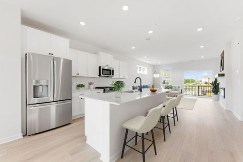 1517 Trellis Ln, Saint Paul, MN, 55101 | Card Image