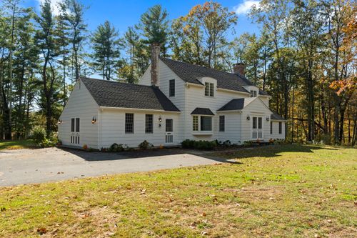 47 Ferry Rd, Chester, CT, 06412-1232 | Card Image