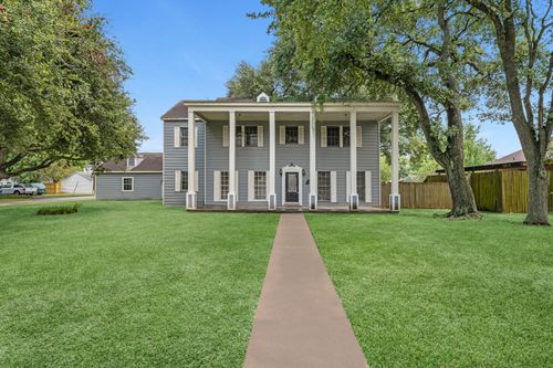 1224 N Fulton St, Wharton, TX, 77488-3130 | Card Image