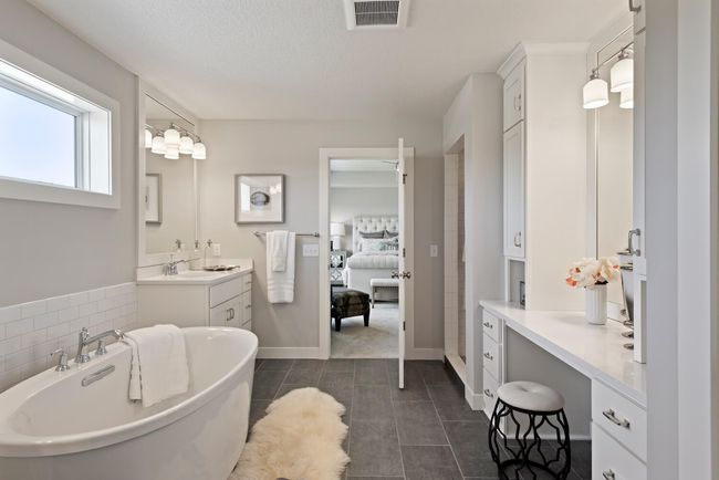 Owner's Bathroom (2) - Picture of Similar Home | Image 9