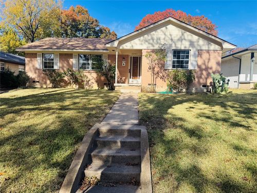 2261 Springhill Dr, Dallas, TX, 75228-4102 | Card Image