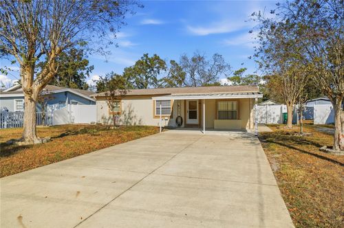 2428 N Ramona Cir, TAMPA, FL, 33612-8414 | Card Image