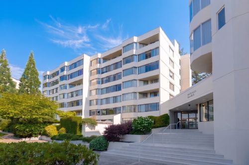 405-1442 Foster St, White Rock, BC, V4B3X7 | Card Image