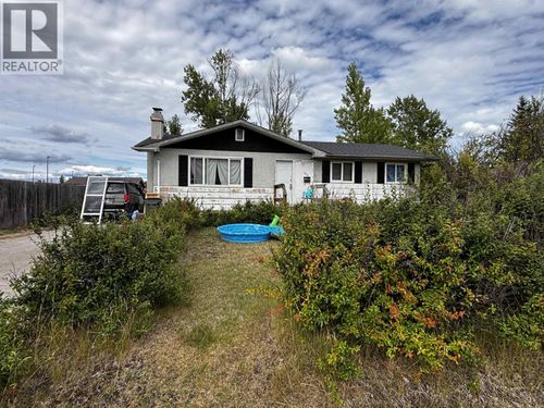 1096 Limestone Crescent, Prince George, BC, V2M4Z2 | Card Image