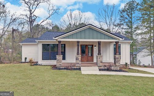 999 E Doyle St, Toccoa, GA, 30577-2925 | Card Image