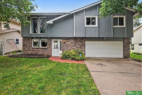 11123 Crown Point Ave, Omaha, NE, 68164-1509 | Card Image