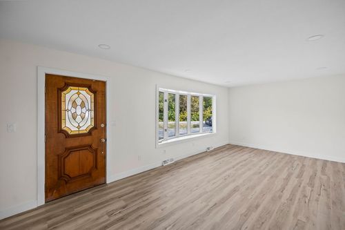 123 S Shores Dr, Decatur, IL, 62521-5479 | Card Image