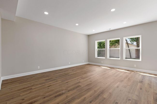 242 Myers Ave, House other with 3 bedrooms, 3 bathrooms and null parking in Buckeye Lake OH | Image 8