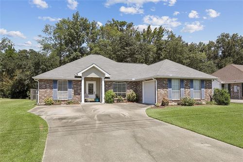 20369 Rue Jondolyn, Ponchatoula, LA, 70454-6743 | Card Image