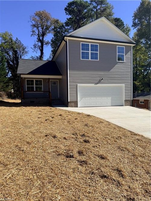 1515 Lincoln St, Greensboro, NC, 27401-3823 | Card Image