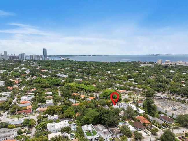 2356 Sw 16 Th Ave, Townhouse with 4 bedrooms, 3 bathrooms and null parking in Miami FL | Image 35