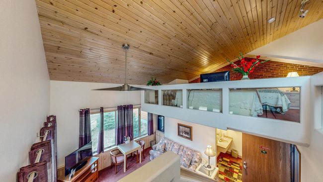 Loft Room | Image 16