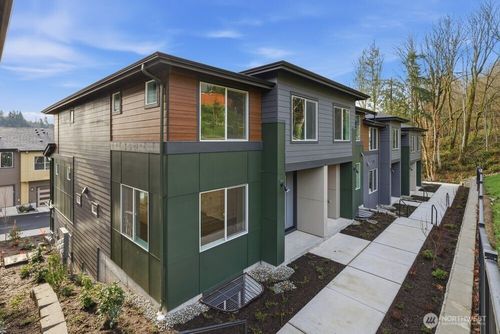 unit-e-13210 Ne 127th Way, Kirkland, WA, 98034-7735 | Card Image