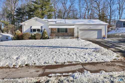 155 Ferguson Rd, Manchester, CT, 06040-4534 | Card Image